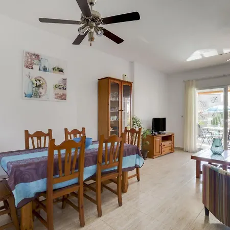 Fabulous In With Swimming Pool Vakantiehuis *
