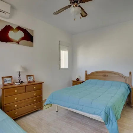 Vakantiehuis Fabulous In With Swimming Pool Calpe