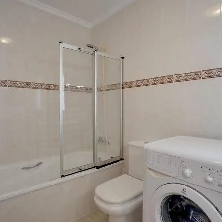 Vakantiehuis Fabulous In With Swimming Pool