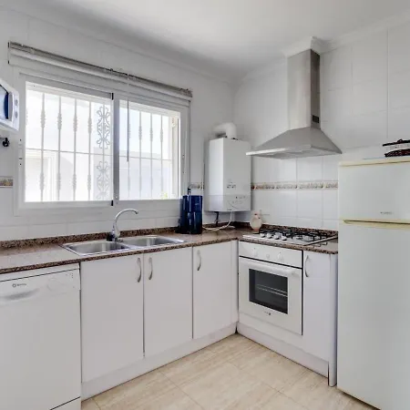 Vakantiehuis Fabulous In With Swimming Pool Calpe